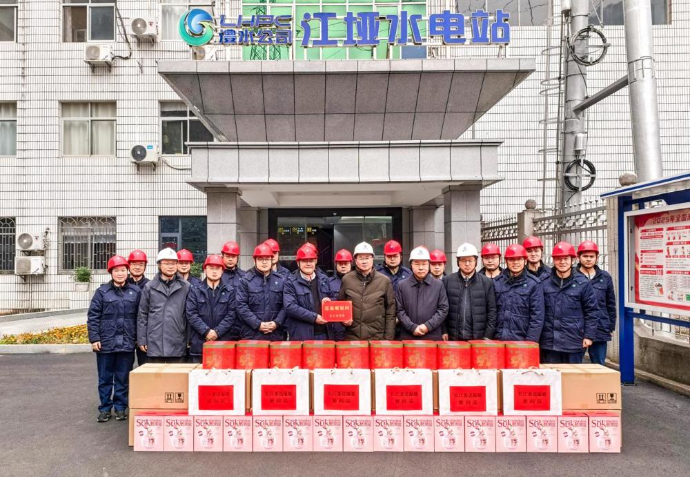 fe1e9be9c05bde29dadde13d696f64b3